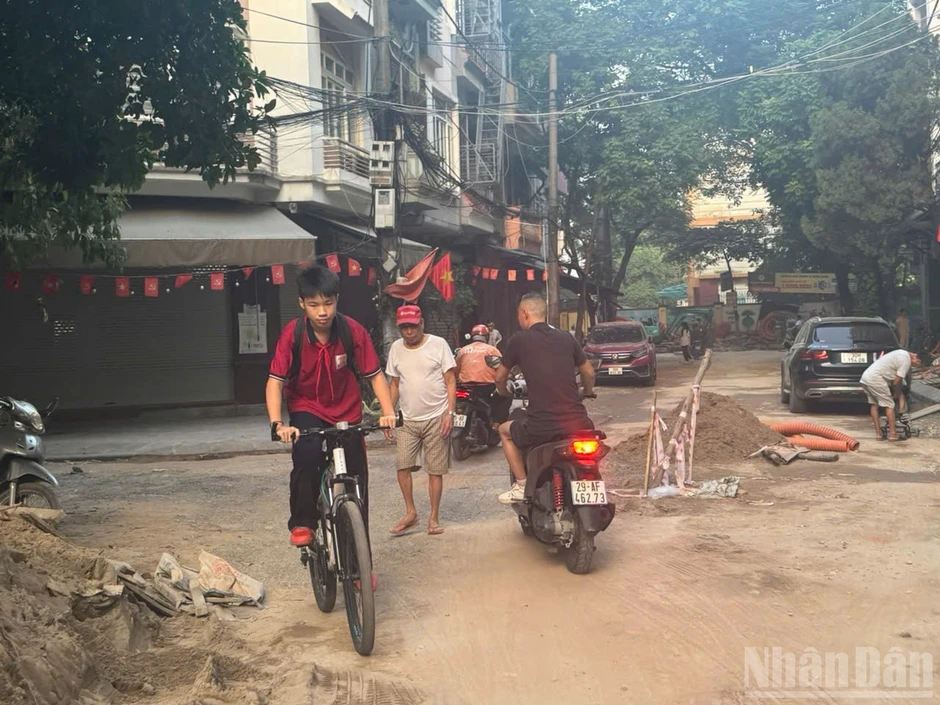 Đẩy nhanh cải tạo hạ tầng Khu đô thị Đền Lừ, bảo đảm an toàn dân sinh Đẩy nhanh cải tạo hạ tầng Khu đô thị Đền Lừ, bảo đảm an toàn dân sinh