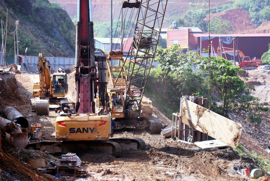 Đẩy nhanh tiến độ các công trình khắc phục, phòng, chống thiên tai trên sông Lô, sông Miện