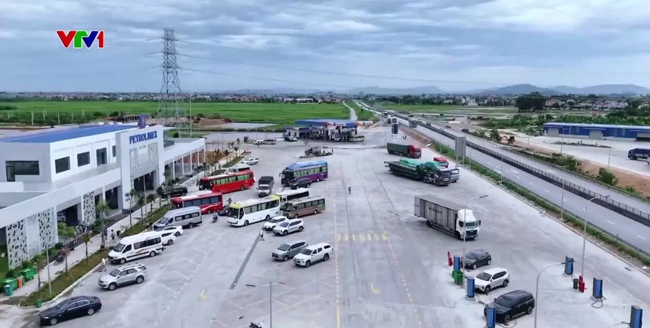 Đẩy nhanh tiến độ xây dựng trạm dừng nghỉ trên cao tốc Bắc - Nam Đẩy nhanh tiến độ xây dựng trạm dừng nghỉ trên cao tốc Bắc - Nam
