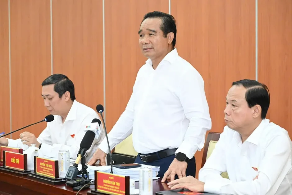Đề nghị kéo dài thời gian luân phiên bác sĩ về cơ sở Đề nghị kéo dài thời gian luân phiên bác sĩ về cơ sở