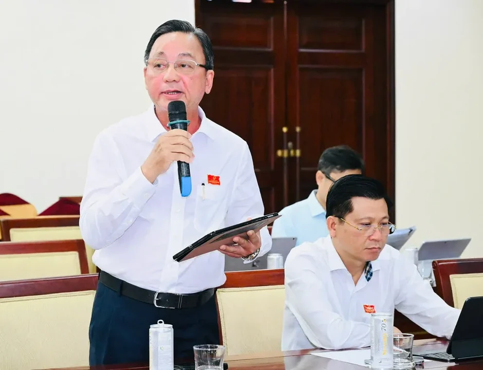Đề nghị kéo dài thời gian luân phiên bác sĩ về cơ sở Đề nghị kéo dài thời gian luân phiên bác sĩ về cơ sở