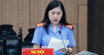 Đề nghị mức án đối với cựu Phó chủ tịch phường "xào ke" xuyên đêm cùng 2 nữ nhân viên