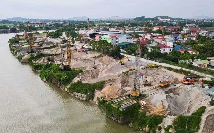 Để phương tiện vào công trình phòng, chống thiên tai cũng có thể bị phạt tiền Để phương tiện vào công trình phòng, chống thiên tai cũng có thể bị phạt tiền