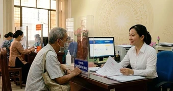 Đề xuất bố trí nhân sự và giải quyết chế độ cho cán bộ không chuyên trách cấp xã tại TPHCM