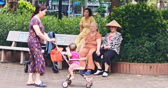 Đề xuất mở điểm chăm sóc ban ngày cho người cao tuổi,  đặt tại nhà văn hóa, tổ dân phố