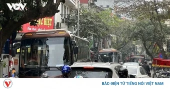 Đề xuất mở rộng hạn chế ô tô trên 16 chỗ trong giờ cao điểm tại Hoàn Kiếm