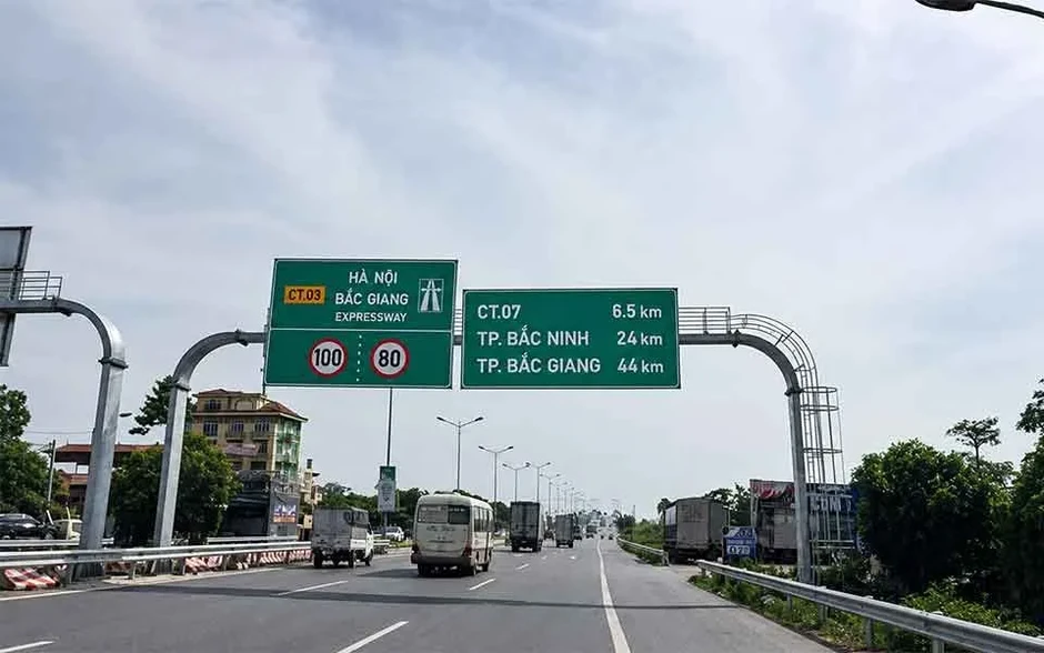 Đề xuất mở rộng, nâng cấp hơn 39km Quốc lộ 1 đoạn Hà Nội - Bắc Giang lên đường cao tốc Đề xuất mở rộng, nâng cấp hơn 39km Quốc lộ 1 đoạn Hà Nội - Bắc Giang lên đường cao tốc