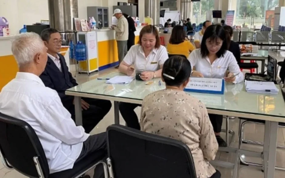 Đề xuất nâng lương hưu lên 3,8 triệu đồng đối với nhóm hưởng thấp Đề xuất nâng lương hưu lên 3,8 triệu đồng đối với nhóm hưởng thấp