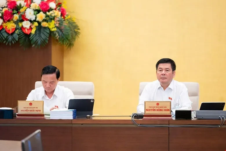 Đề xuất nâng mức tiền đặt trước để ngăn chặn tình trạng "bỏ cọc" khi đấu giá tài sản Đề xuất nâng mức tiền đặt trước để ngăn chặn tình trạng "bỏ cọc" khi đấu giá tài sản