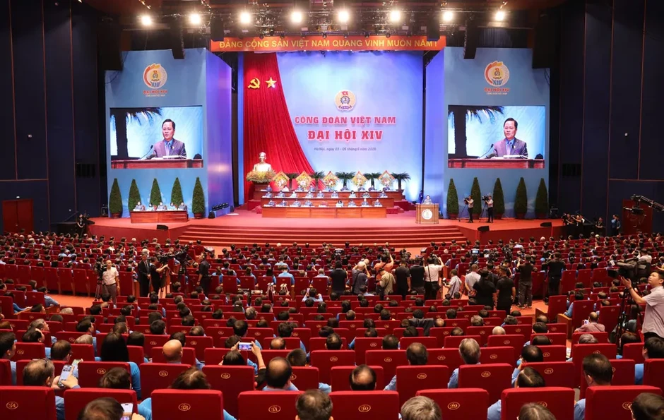Đề xuất sớm hình thành chủ trương “lương đủ sống” thay thế lương tối thiểu Đề xuất sớm hình thành chủ trương “lương đủ sống” thay thế lương tối thiểu