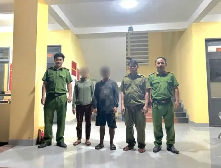 Đi lạc hơn 250km, người đàn ông được công an hỗ trợ trở về nhà an toàn Đi lạc hơn 250km, người đàn ông được công an hỗ trợ trở về nhà an toàn