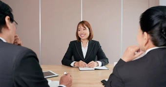 Đi phỏng vấn còn được nhận tiền: Làm quá hay sự trân trọng?