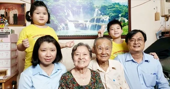 Đi qua chiến tranh bằng tình yêu - Bài 1: Yêu nhau từ một niềm tin
