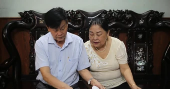 Đi qua chiến tranh bằng tình yêu - Bài 4: Cuộc gặp đặc biệt sau chuỗi chia ly