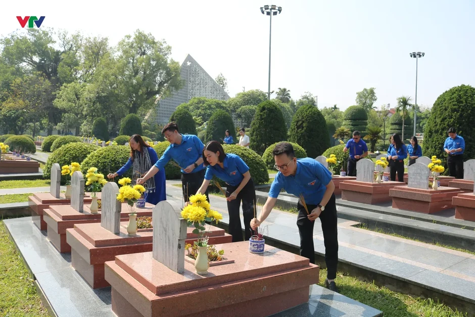 Đi tìm tên cho những anh hùng liệt sĩ nằm lại Điện Biên Đi tìm tên cho những anh hùng liệt sĩ nằm lại Điện Biên