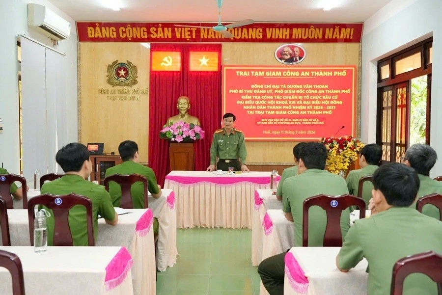 Điểm bầu cử đặc biệt dành cho hơn 580 cử tri ở Huế Điểm bầu cử đặc biệt dành cho hơn 580 cử tri ở Huế