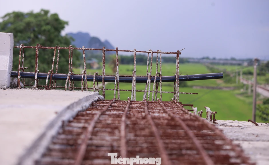 Điểm nghẽn khiến tuyến đường hơn 440 tỷ đồng chưa thể về đích