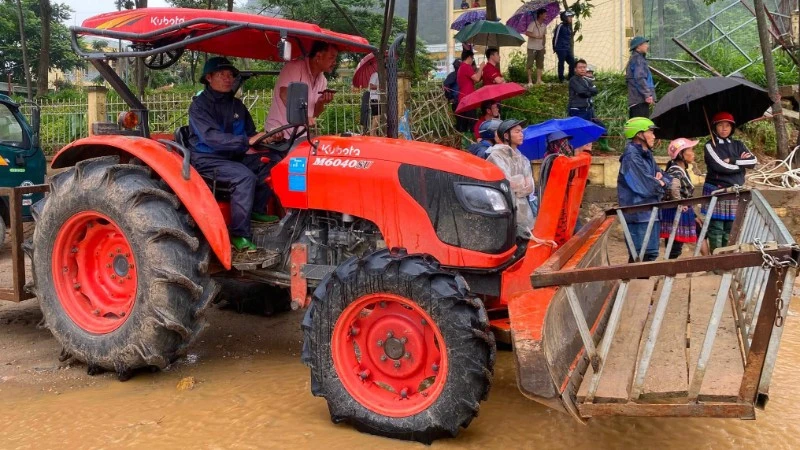 Điểm tựa của đồng bào nơi lũ dữ ở Mường Than Điểm tựa của đồng bào nơi lũ dữ ở Mường Than