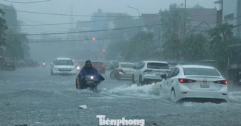 Điểm yếu khiến Vinh 'thất thủ' trong trận mưa kỷ lục