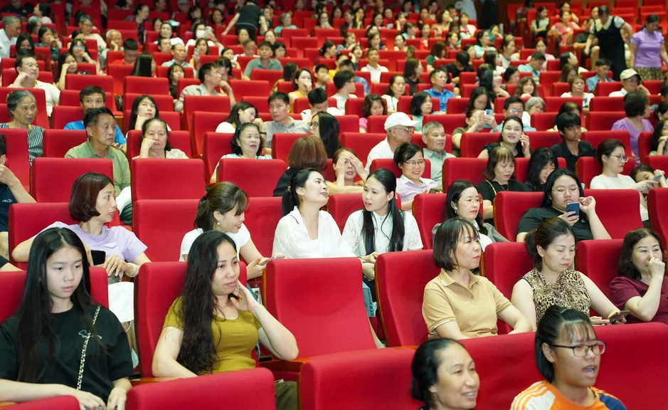 Điện ảnh thắp sáng ký ức lịch sử trong những ngày tháng Tư Điện ảnh thắp sáng ký ức lịch sử trong những ngày tháng Tư