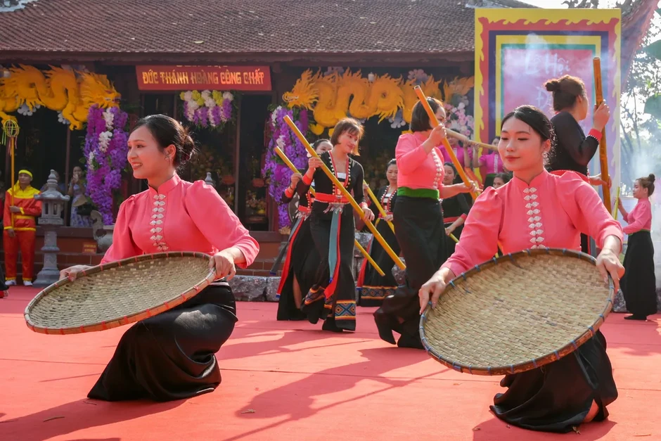 Điện Biên: Đặc sắc lễ hội Đền Hoàng Công Chất Điện Biên: Đặc sắc lễ hội Đền Hoàng Công Chất
