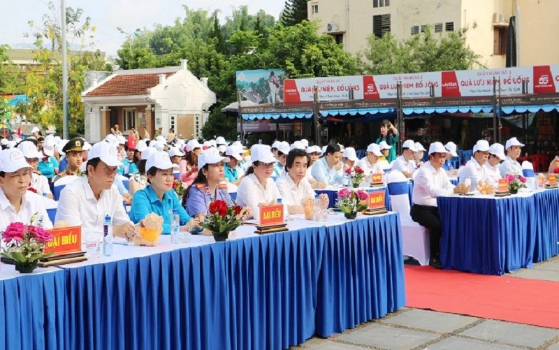 Điện Biên kêu gọi tăng cường giáo dục kỹ năng ứng xử trong gia đình để phòng, chống bạo lực gia đình hiệu quả Điện Biên kêu gọi tăng cường giáo dục kỹ năng ứng xử trong gia đình để phòng, chống bạo lực gia đình hiệu quả