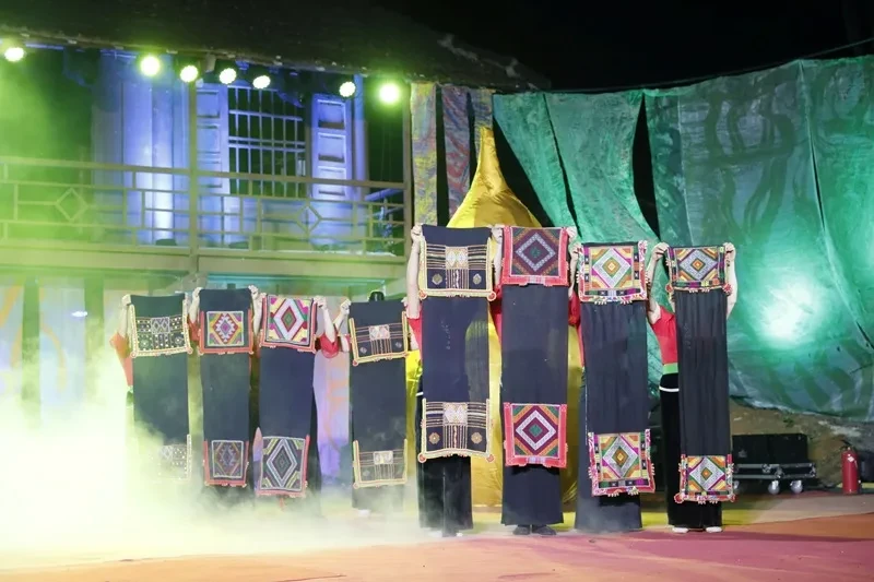 Điện Biên: Khai diễn show thực cảnh "Huyền tích U Va” Điện Biên: Khai diễn show thực cảnh "Huyền tích U Va”