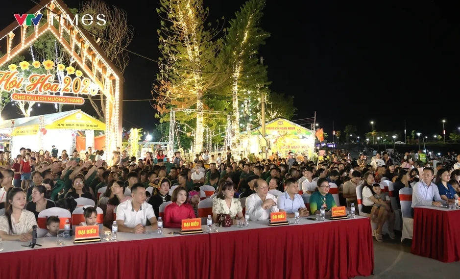 Điện Biên: Lan tỏa yêu thương từ những khung hình hạnh phúc Điện Biên: Lan tỏa yêu thương từ những khung hình hạnh phúc