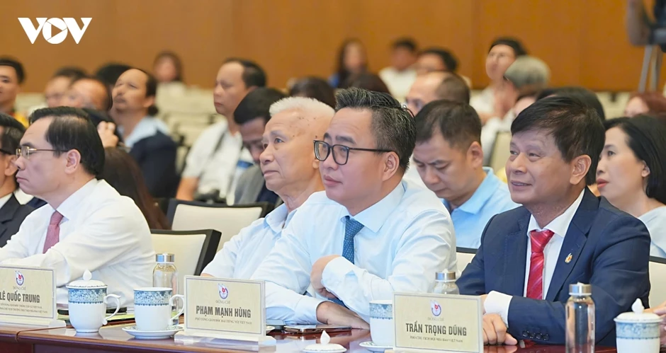 Diễn đàn Báo chí toàn quốc: Mỗi cơ quan báo chí cần tìm ra lợi thế khác biệt Diễn đàn Báo chí toàn quốc: Mỗi cơ quan báo chí cần tìm ra lợi thế khác biệt