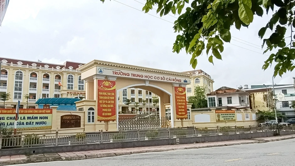 Điện mặt trời mái nhà cho trường học: Quảng Ninh lắp đặt tại 280 trường công Điện mặt trời mái nhà cho trường học: Quảng Ninh lắp đặt tại 280 trường công