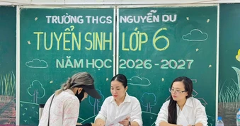 Điều còn lại sau một mùa tuyển sinh