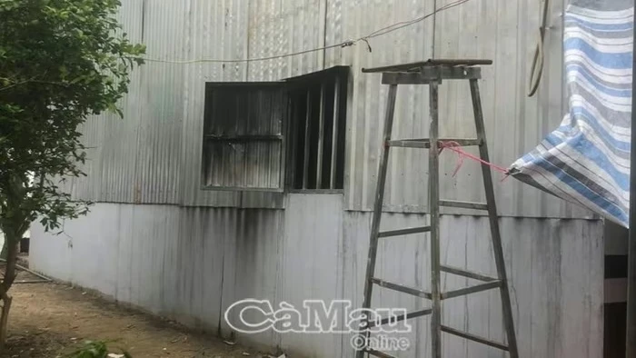 Điều tra vụ cháy nhà khiến 3 người thương vong tại Cà Mau Điều tra vụ cháy nhà khiến 3 người thương vong tại Cà Mau