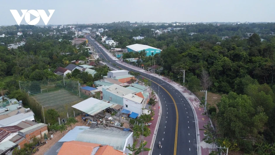 Dở khóc dở cười với đường ngàn tỷ khang trang nhưng khó đi Dở khóc dở cười với đường ngàn tỷ khang trang nhưng khó đi
