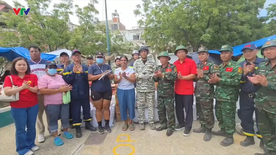 Đoàn cứu nạn, cứu hộ Việt Nam được trao Huy chương “Anh hùng Venezuela” Đoàn cứu nạn, cứu hộ Việt Nam được trao Huy chương “Anh hùng Venezuela”
