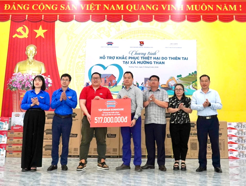 Đoàn Thanh niên Chính phủ đồng hành cùng người dân vùng lũ Lai Châu Đoàn Thanh niên Chính phủ đồng hành cùng người dân vùng lũ Lai Châu