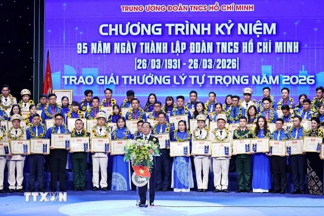 Đoàn Thanh niên Cộng sản Hồ Chí Minh đón nhận Huân chương Lao động hạng Nhất
