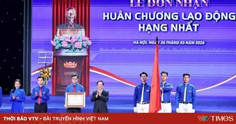 Đoàn Thanh niên Cộng sản Hồ Chí Minh đón nhận Huân chương Lao động hạng Nhất