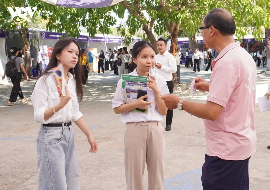 Doanh nghiệp Đà Nẵng cần tuyển dụng hơn 13.000 lao động tại Ngày hội việc làm Doanh nghiệp Đà Nẵng cần tuyển dụng hơn 13.000 lao động tại Ngày hội việc làm