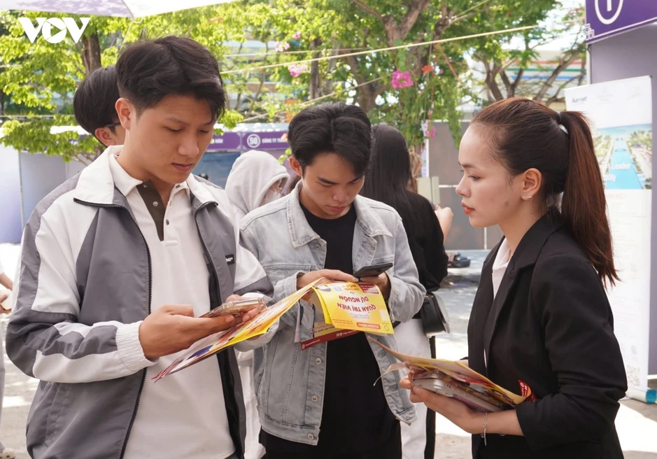 Doanh nghiệp Đà Nẵng cần tuyển dụng hơn 13.000 lao động tại Ngày hội việc làm Doanh nghiệp Đà Nẵng cần tuyển dụng hơn 13.000 lao động tại Ngày hội việc làm