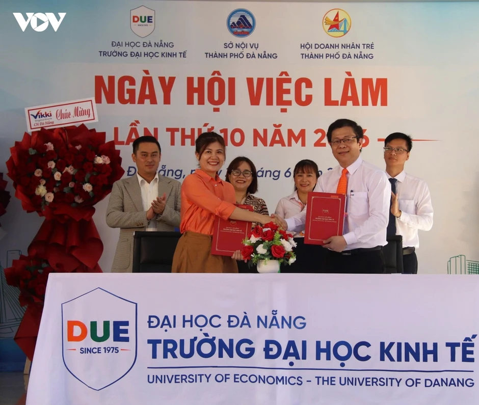Doanh nghiệp Đà Nẵng cần tuyển dụng hơn 13.000 lao động tại Ngày hội việc làm Doanh nghiệp Đà Nẵng cần tuyển dụng hơn 13.000 lao động tại Ngày hội việc làm