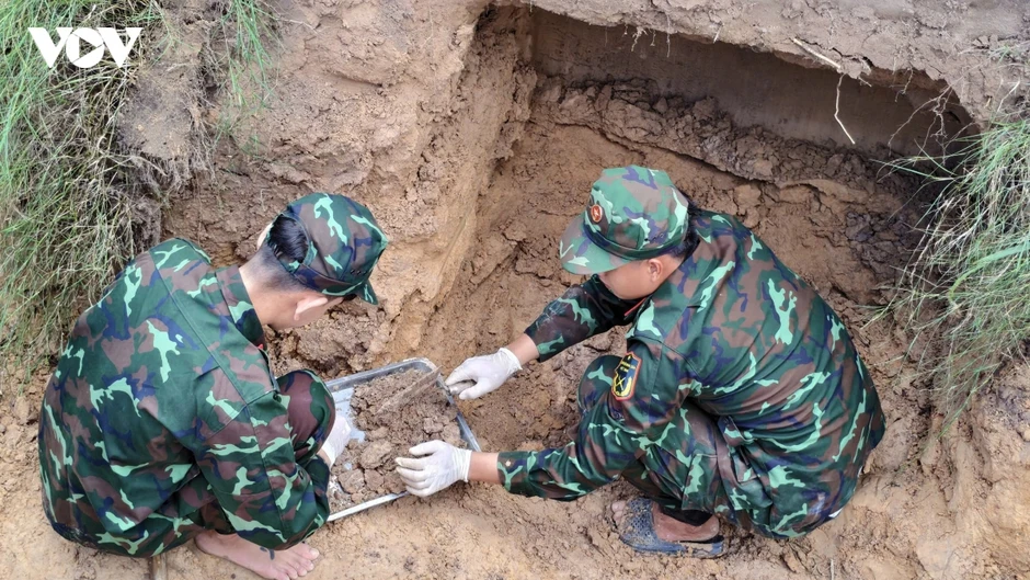 Đội K71 Tây Ninh quy tập thêm 1 hài cốt liệt sĩ tại phường An Tịnh Đội K71 Tây Ninh quy tập thêm 1 hài cốt liệt sĩ tại phường An Tịnh