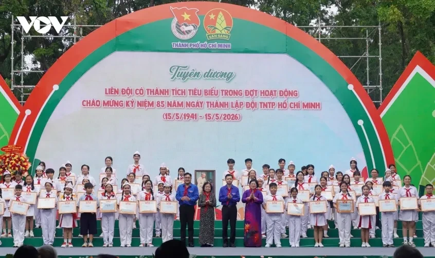 Đổi mới nội dung hoạt động Đoàn, Đội để gần hơn với thiếu nhi Đổi mới nội dung hoạt động Đoàn, Đội để gần hơn với thiếu nhi