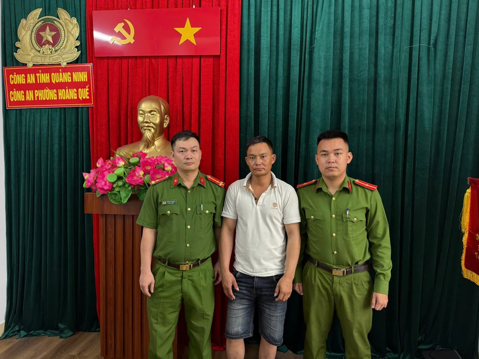 Đối tượng Nguyễn Văn Thuyết tự nguyện về Việt Nam đầu thú Đối tượng Nguyễn Văn Thuyết tự nguyện về Việt Nam đầu thú