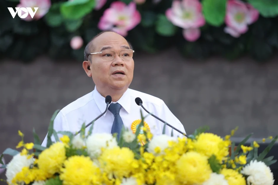 Đông đảo tăng ni, phật tử TP.HCM dự Đại lễ Phật đản tại Việt Nam Quốc Tự Đông đảo tăng ni, phật tử TP.HCM dự Đại lễ Phật đản tại Việt Nam Quốc Tự