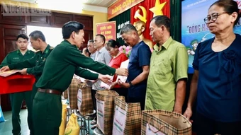 Đồng hành cùng ngư dân vươn khơi bám biển