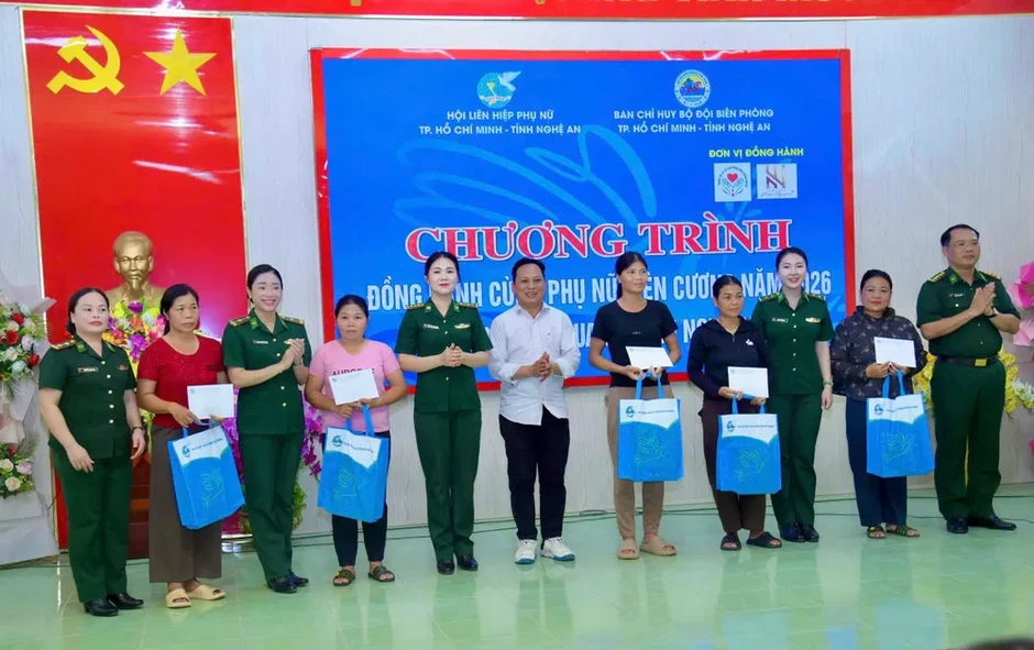 Đồng hành cùng phụ nữ biên cương tại tỉnh Nghệ An Đồng hành cùng phụ nữ biên cương tại tỉnh Nghệ An