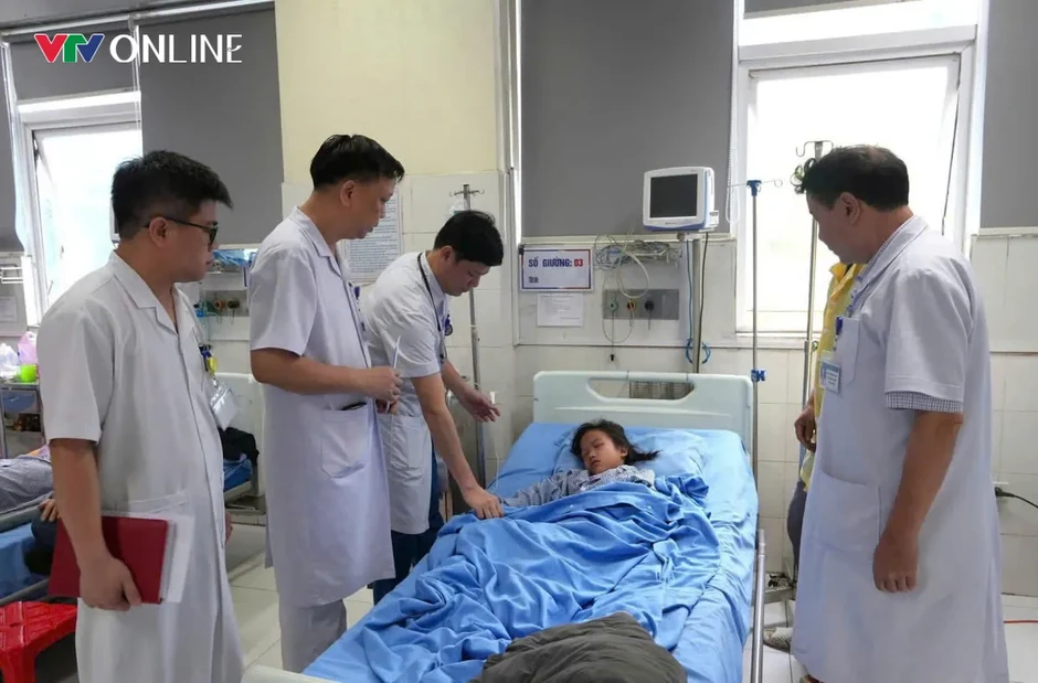 Dông lốc dữ dội, nhiều xã miền núi Thái Nguyên bị thiệt hại nặng nề Dông lốc dữ dội, nhiều xã miền núi Thái Nguyên bị thiệt hại nặng nề