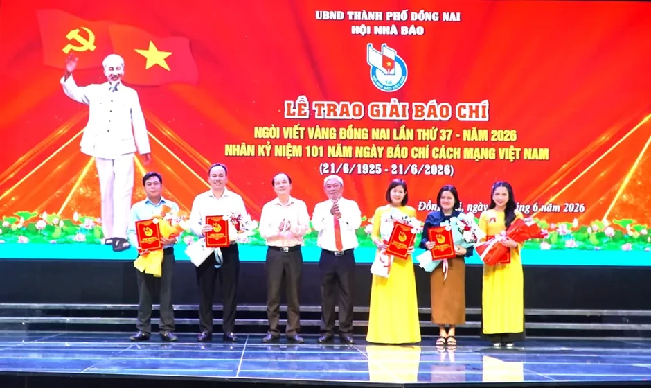 Đồng Nai: 16 tác phẩm đoạt giải báo chí "Ngòi viết vàng" lần thứ 37 Đồng Nai: 16 tác phẩm đoạt giải báo chí "Ngòi viết vàng" lần thứ 37