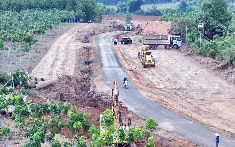 Đồng Nai: Người dân đồng lòng hiến đất mở đường Đồng Nai: Người dân đồng lòng hiến đất mở đường