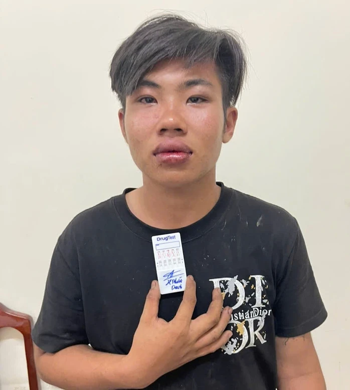 Đồng Nai: Ra tay tàn nhẫn với bạn rồi tới công an khai nhận toàn bộ hành vi Đồng Nai: Ra tay tàn nhẫn với bạn rồi tới công an khai nhận toàn bộ hành vi
